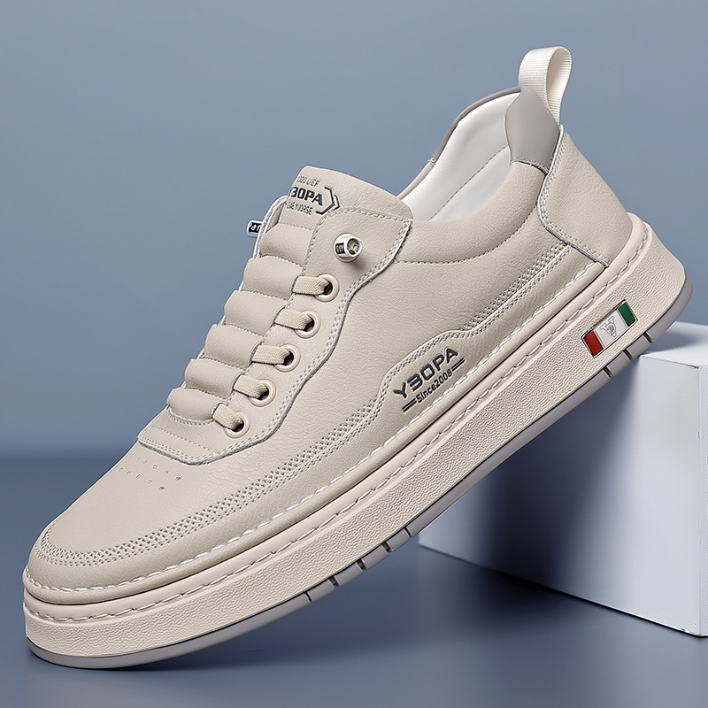 Cream leather men's trainer with elastic laces and thick sole
