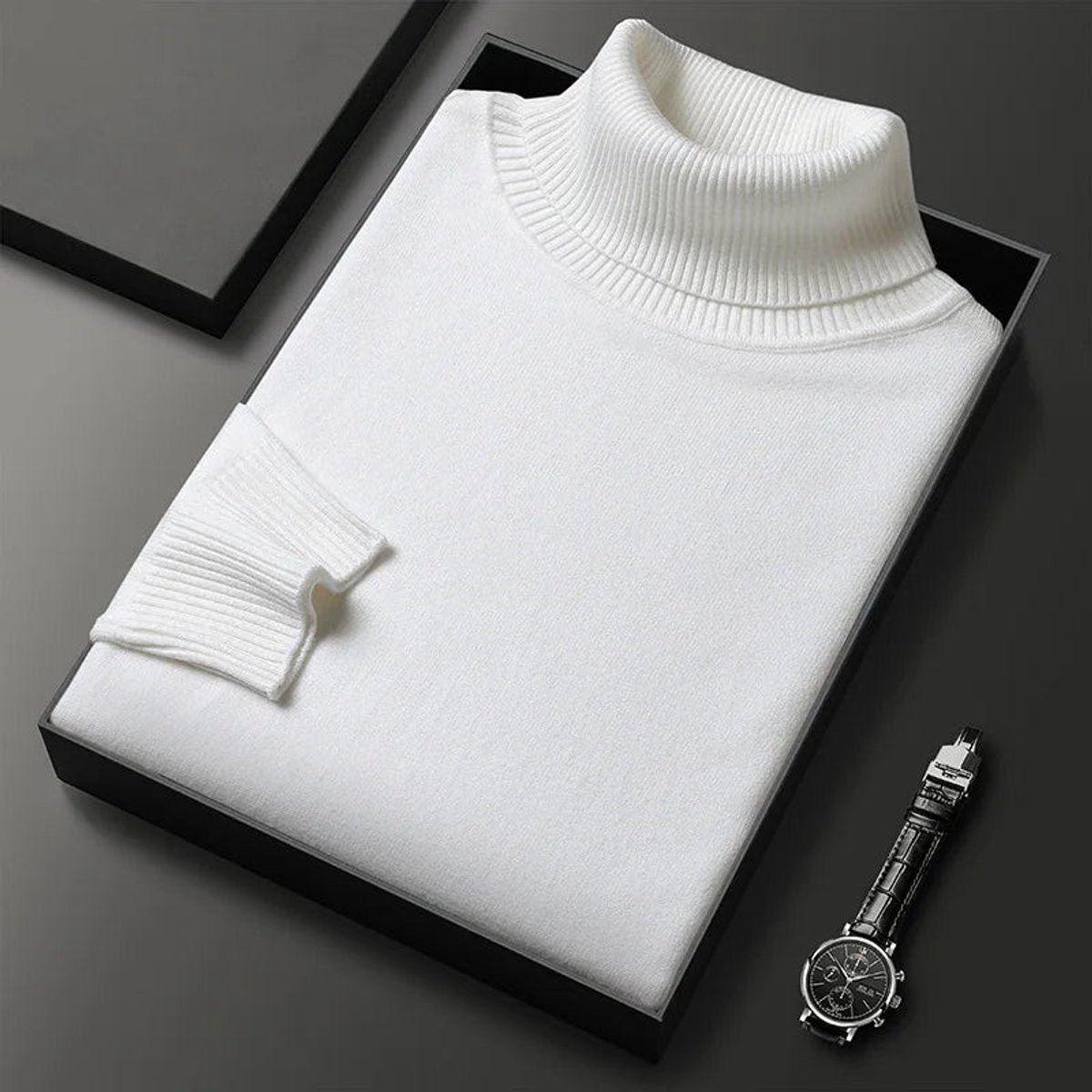 Folded white cashmere-blend turtleneck jumper with ribbed collar