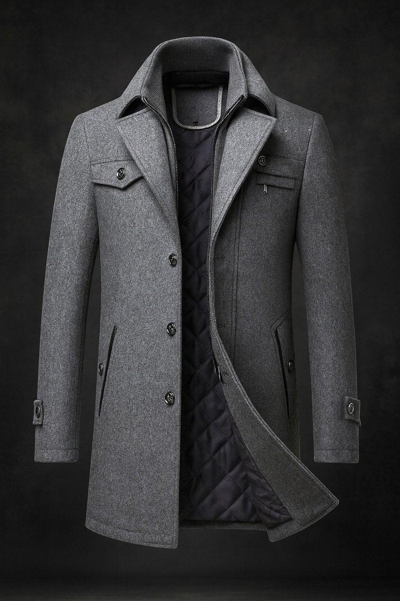 Grey wool overcoat with quilted lining and buttoned double collar
